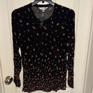 EUC Old Navy Black Floral Women's Tunic